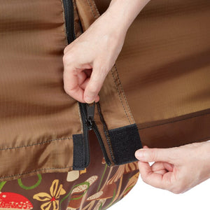 Urban Worm Bag Weather Cover zipper close up