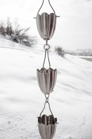 Kumo Rain Chain in Stainless Steel in snowstorm