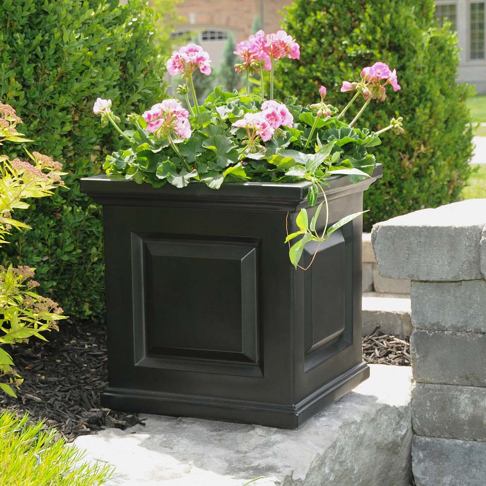 Mayne Fairfield 20 in. Square Self-Watering Black Polyethylene