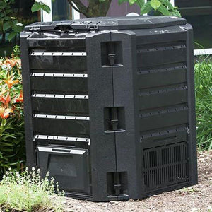 Compost Wizard Eco Tumbler square in garden