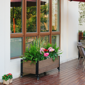 Deckside Planter with Wheels on deck