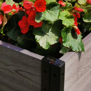 Deckside Planter with Wheels & Trellis 