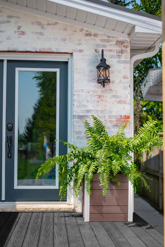 Urbana 22" Cube Planter