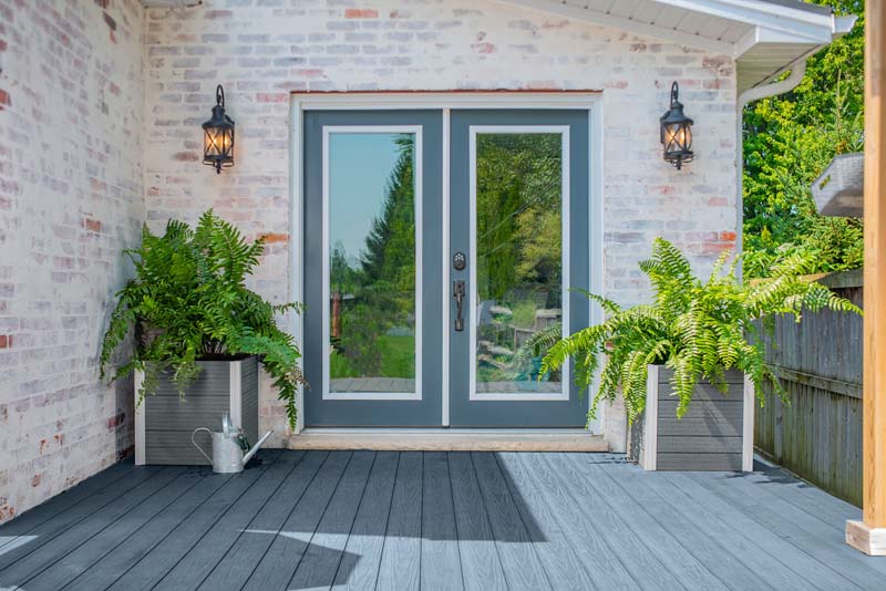 Two Urbana 22" Cube Planter