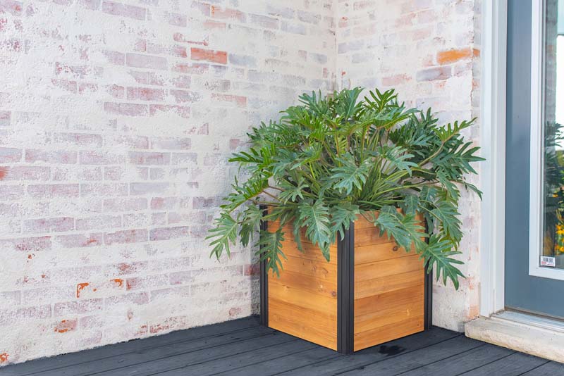 Mezza 22” Cube Planter