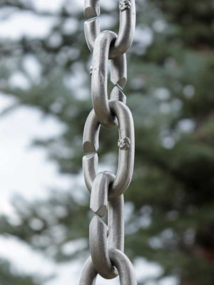 Cast Oval Links Rain Chain in Aluminum showing section of chain