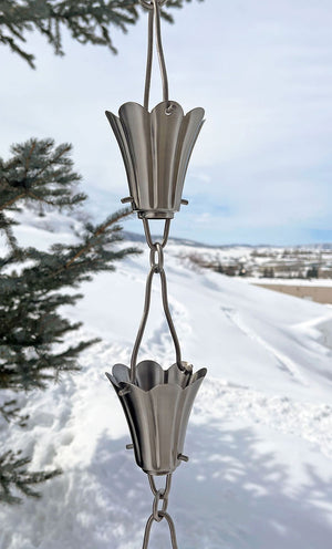 Yuri Rain Chain in Stainless Steel in winter